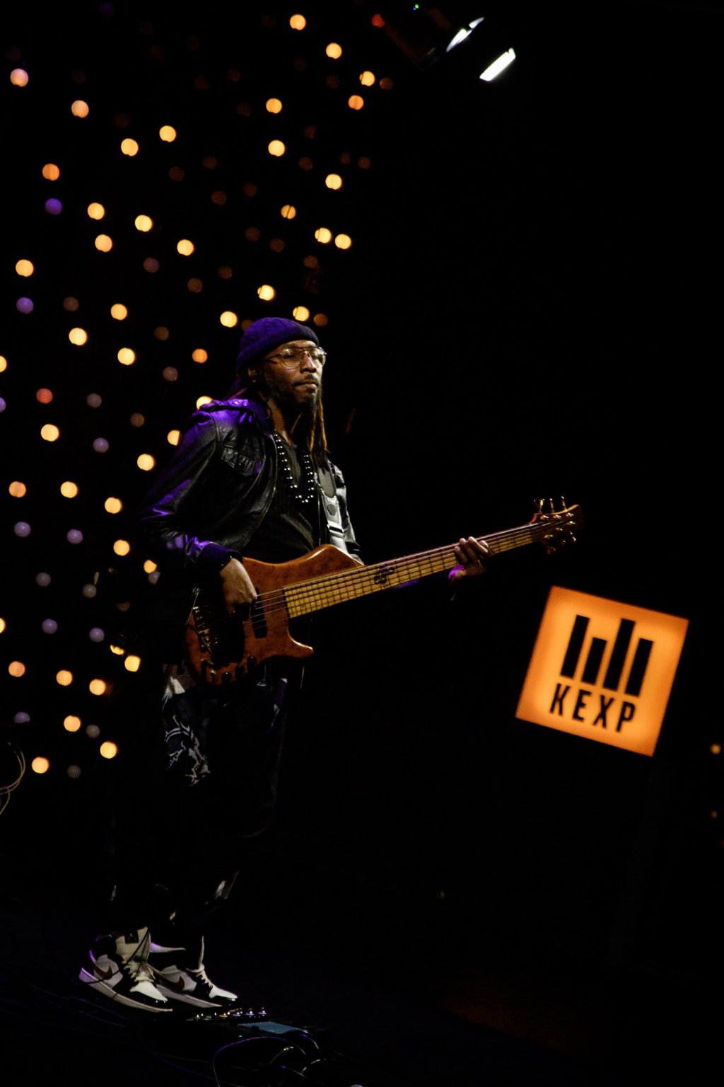 Errick Lewis performing live on bass
